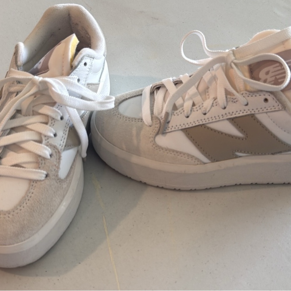 New balance White and Beige Low-Top Sneakers